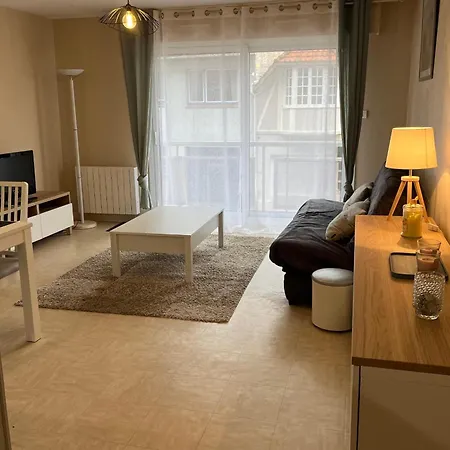 Pleasant For 6 People With Parking Space Apartamento *